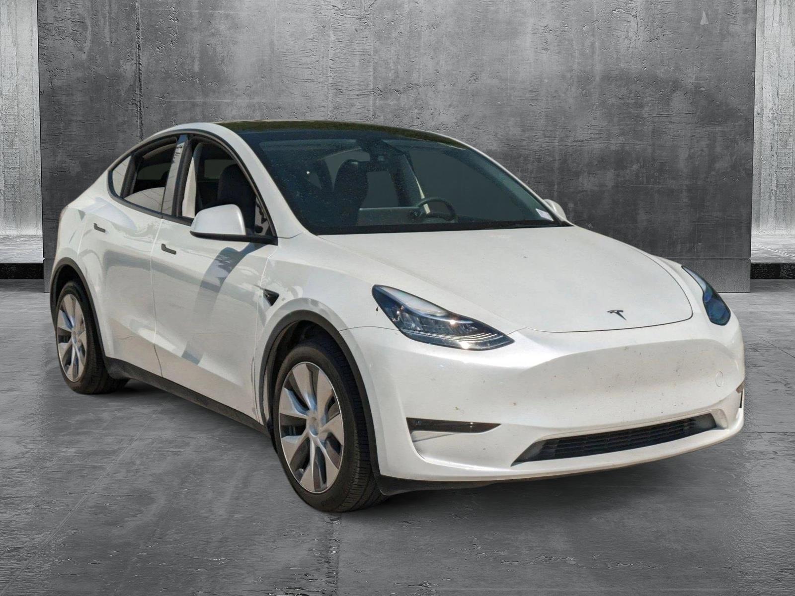 2023 Tesla Model Y Vehicle Photo in Coconut Creek, FL 33073