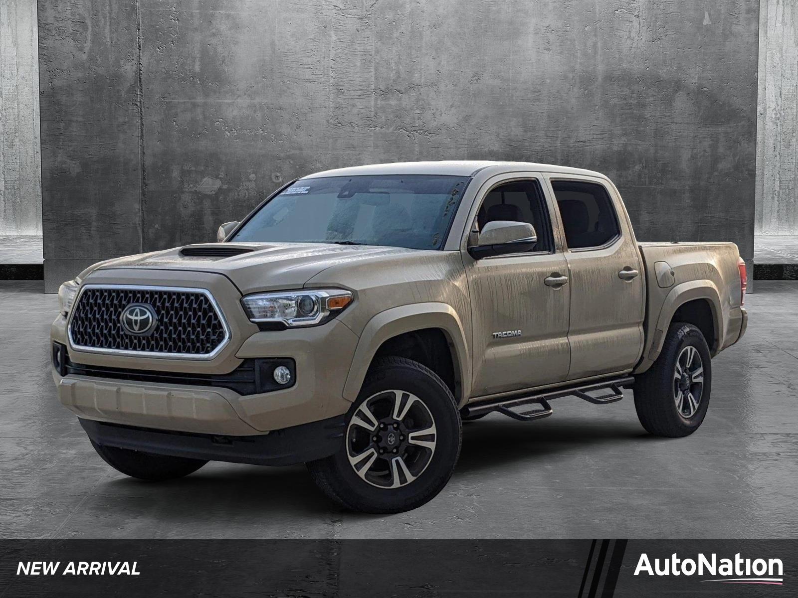 2019 Toyota Tacoma 2WD Vehicle Photo in Davie, FL 33331