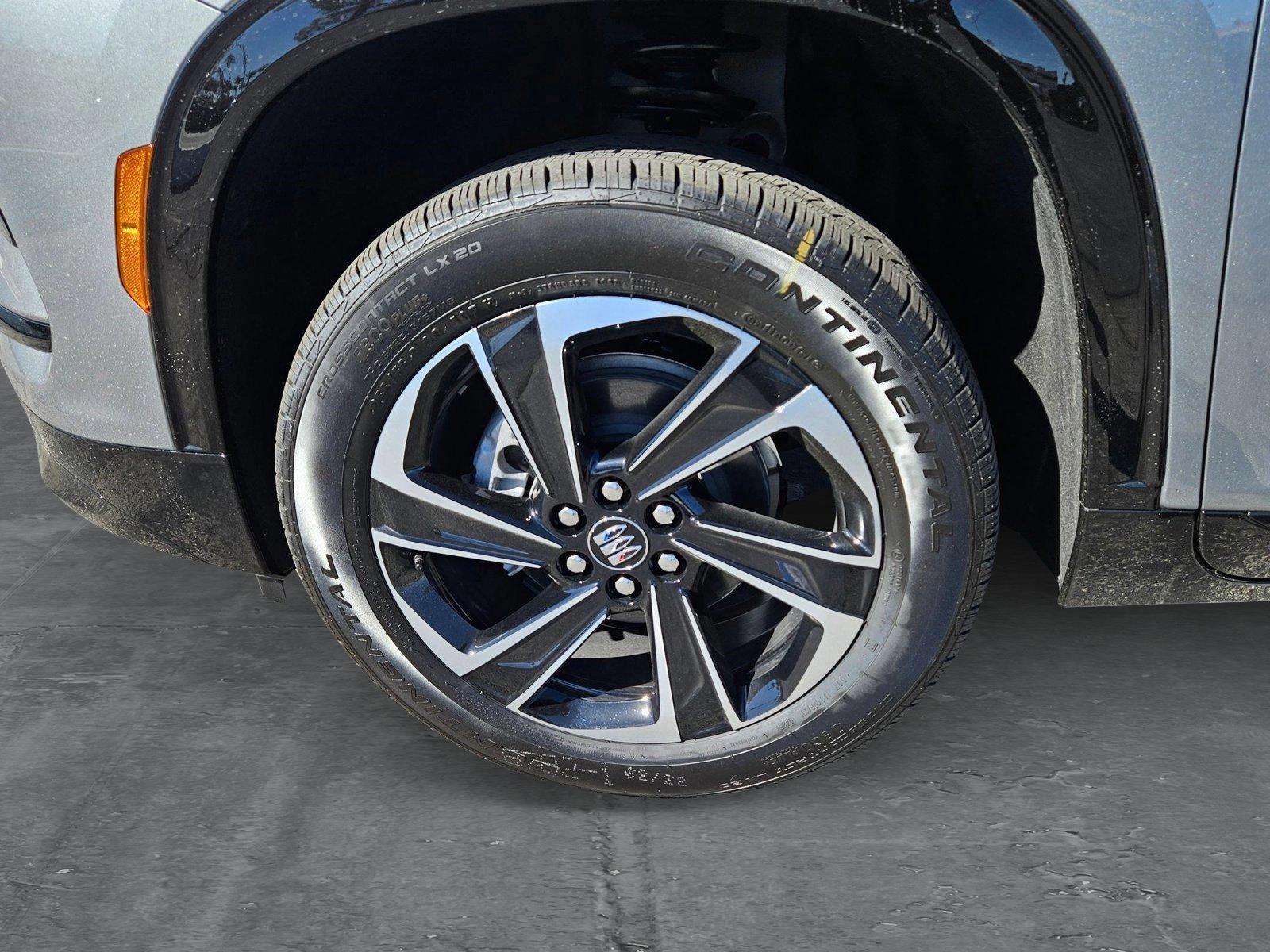 2025 Buick Enclave Vehicle Photo in LAS VEGAS, NV 89146-3033