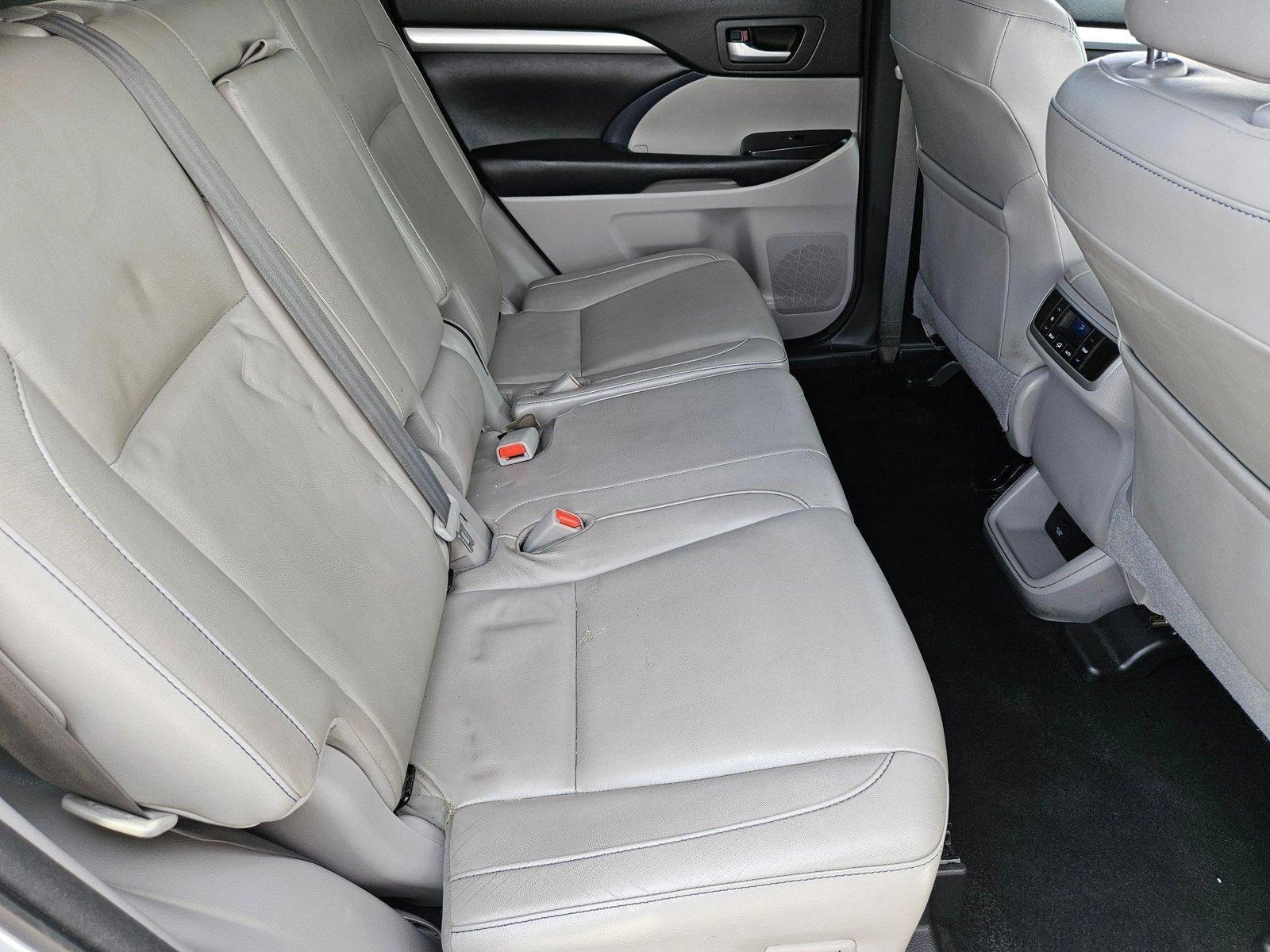 2018 Toyota Highlander Vehicle Photo in HENDERSON, NV 89014-6702