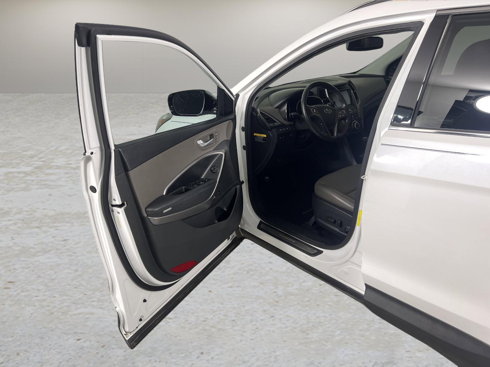 2015 Hyundai Santa Fe Sport Vehicle Photo in GEORGETOWN, TX 78626-7508