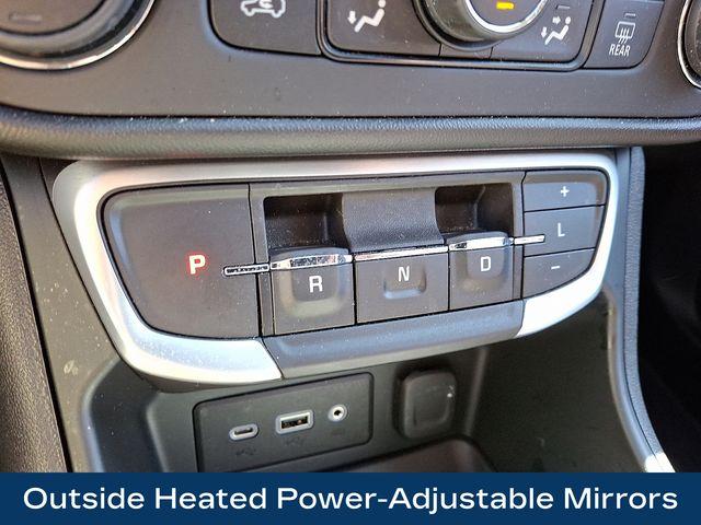 2022 GMC Terrain Vehicle Photo in WATERTOWN, CT 06795-3318