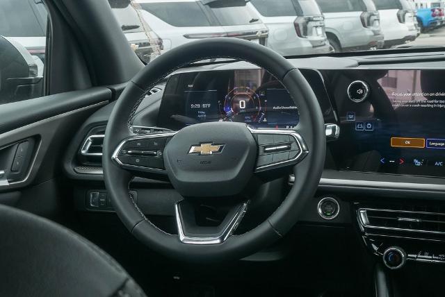 2025 Chevrolet Traverse Vehicle Photo in VENTURA, CA 93003-8585