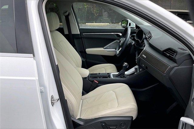 2024 Audi Q3 Vehicle Photo in INDEPENDENCE, MO 64055-1314