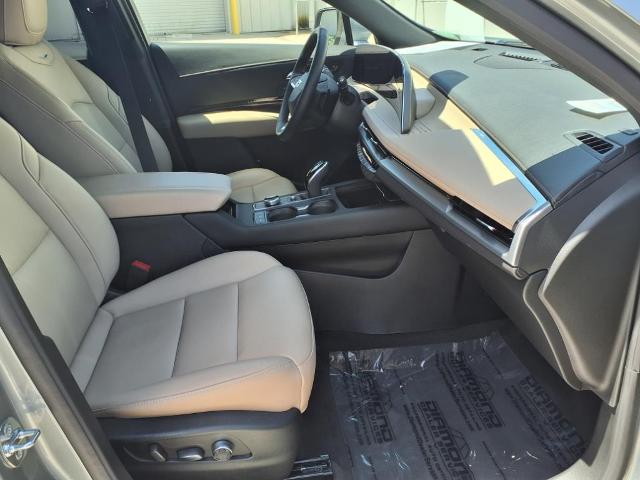 2025 Cadillac XT4 Vehicle Photo in TAMPA, FL 33612-3404