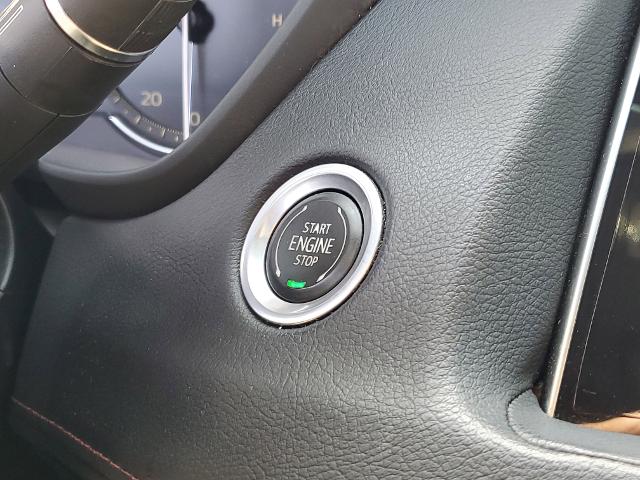 2022 Cadillac XT4 Vehicle Photo in POMPANO BEACH, FL 33064-7091