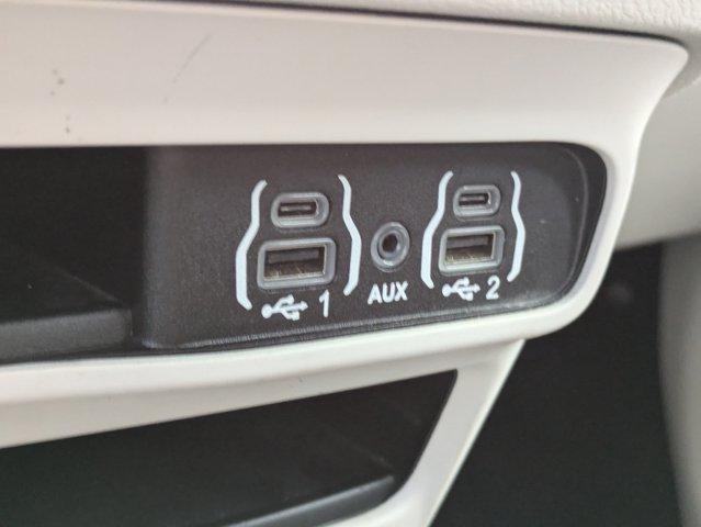 2021 Chrysler Voyager Vehicle Photo in BEAUFORT, SC 29906-4218