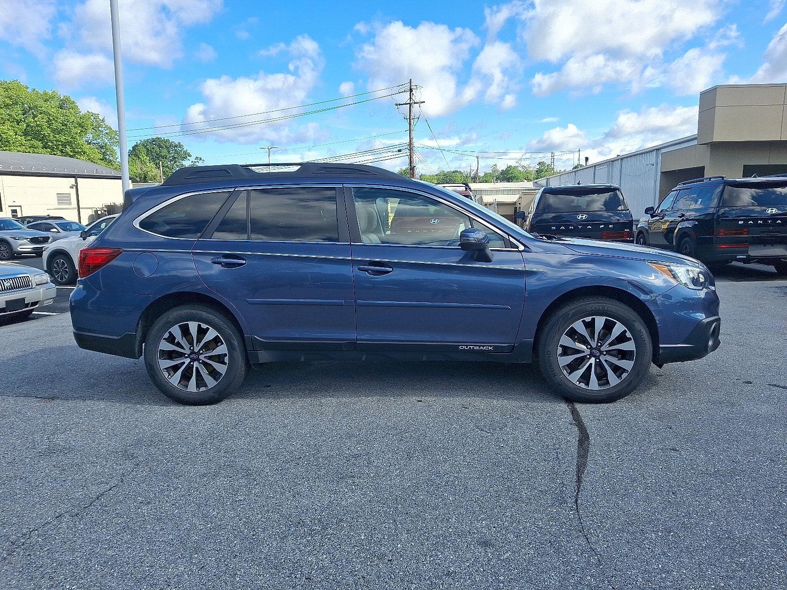 2017 Subaru Outback Vehicle Photo in Harrisburg, PA 17111