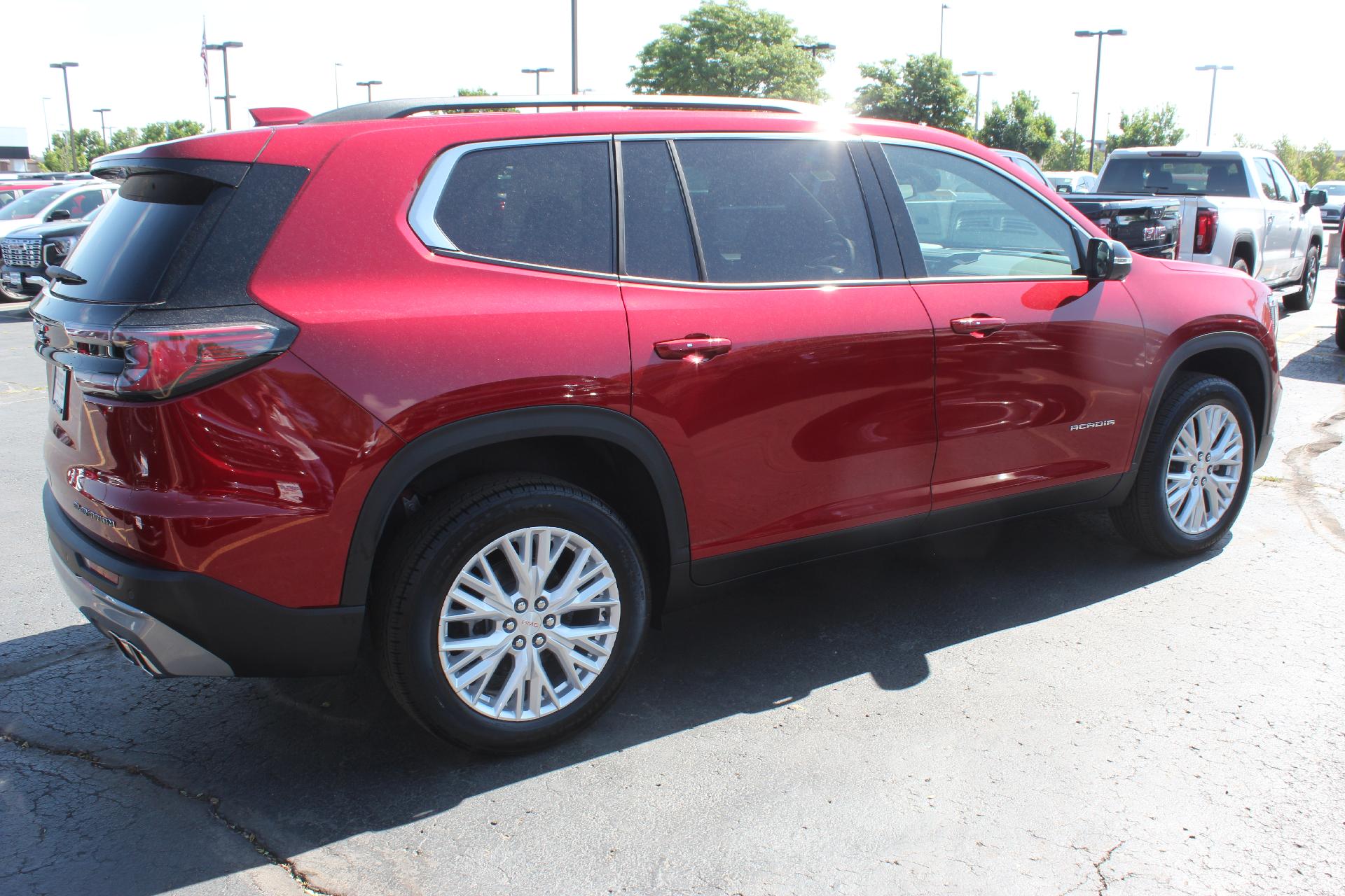 2025 GMC Acadia Vehicle Photo in AURORA, CO 80012-4011