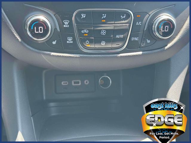 2022 Chevrolet Equinox Vehicle Photo in Roslyn, NY 11576