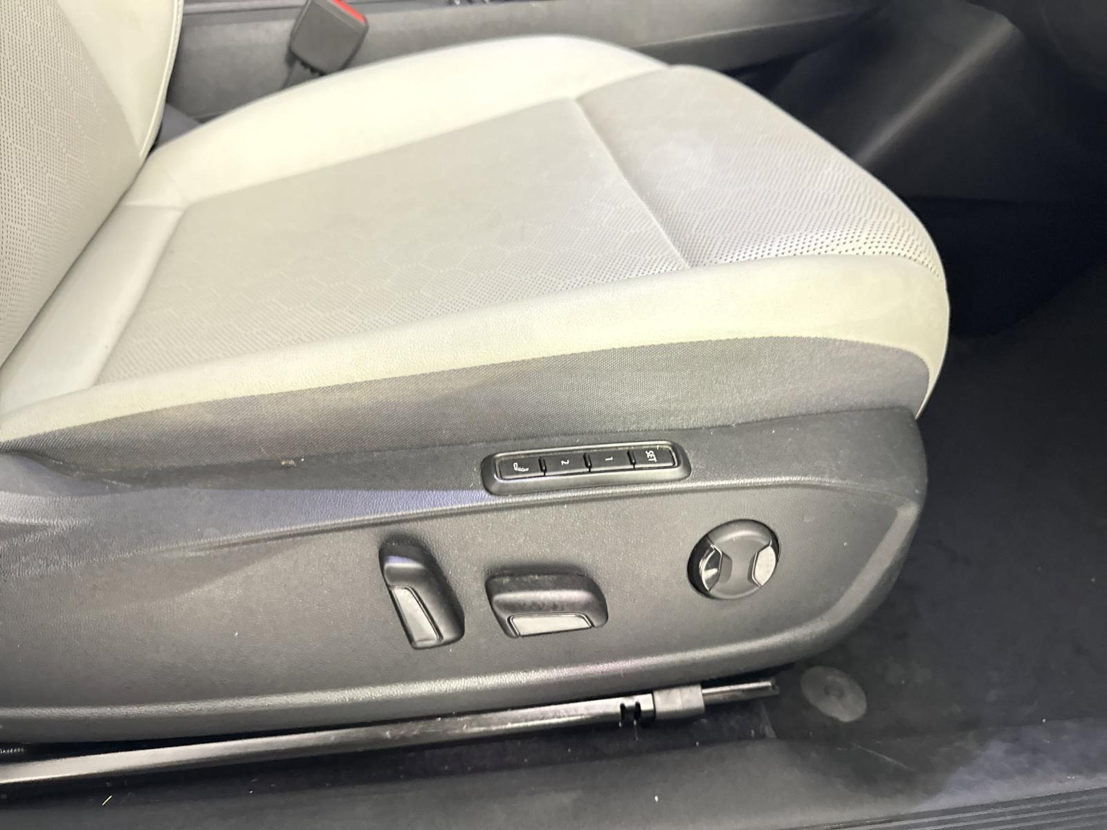 2022 Volkswagen ID.4 Vehicle Photo in Georgetown, TX 78626