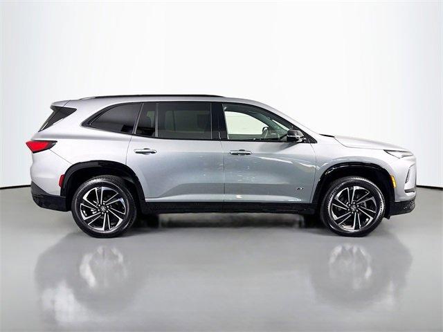 2025 Buick Enclave Vehicle Photo in PUYALLUP, WA 98371-4149