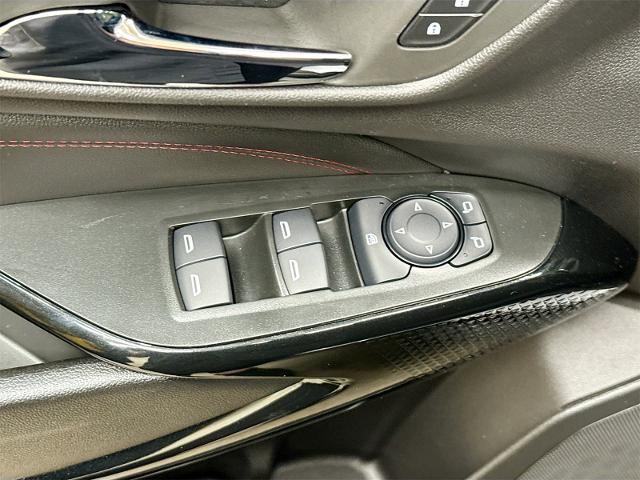 2025 Chevrolet Trax Vehicle Photo in EVERETT, WA 98203-5662