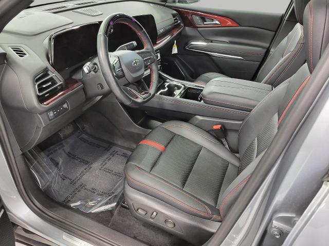 2024 Chevrolet Traverse Vehicle Photo in NEENAH, WI 54956-2243