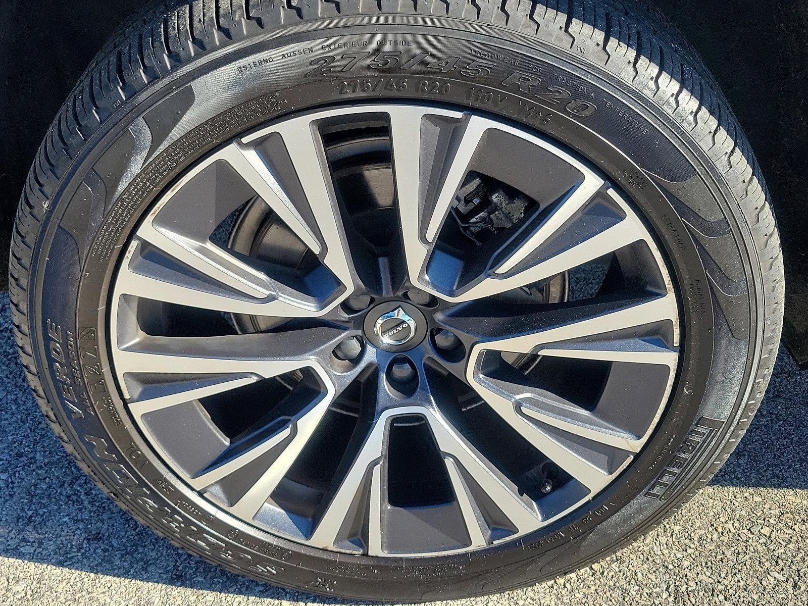 2022 Volvo XC90 Vehicle Photo in Trevose, PA 19053