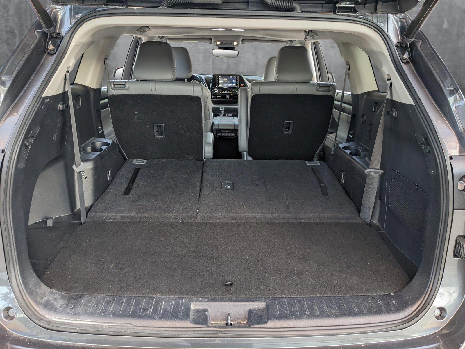 2022 Toyota Highlander Vehicle Photo in Davie, FL 33331