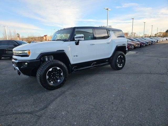 2025 GMC HUMMER EV SUV Vehicle Photo in Fishers, IN 46038
