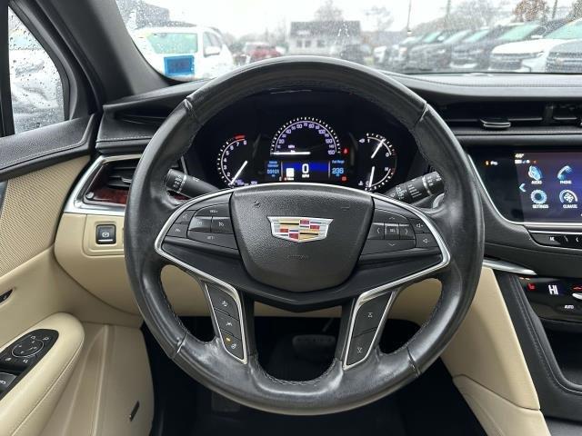 2019 Cadillac XT5 Vehicle Photo in SAINT JAMES, NY 11780-3219