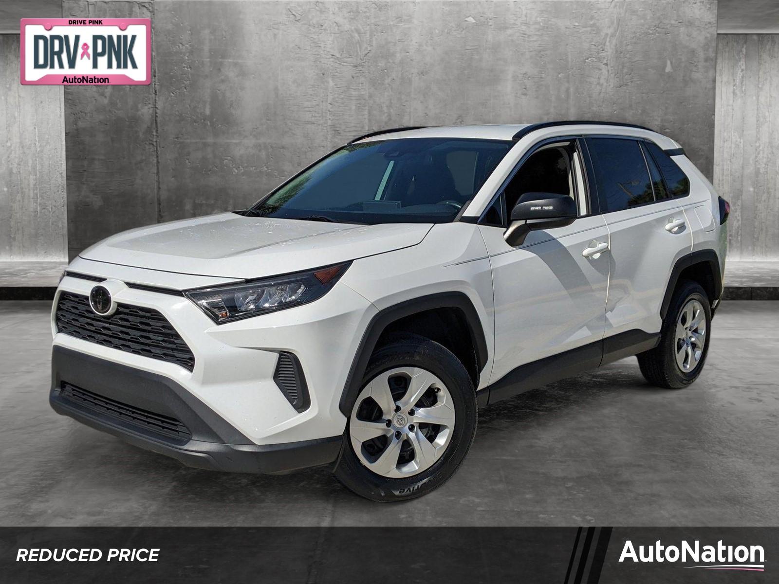 2020 Toyota RAV4 Vehicle Photo in Pembroke Pines , FL 33084