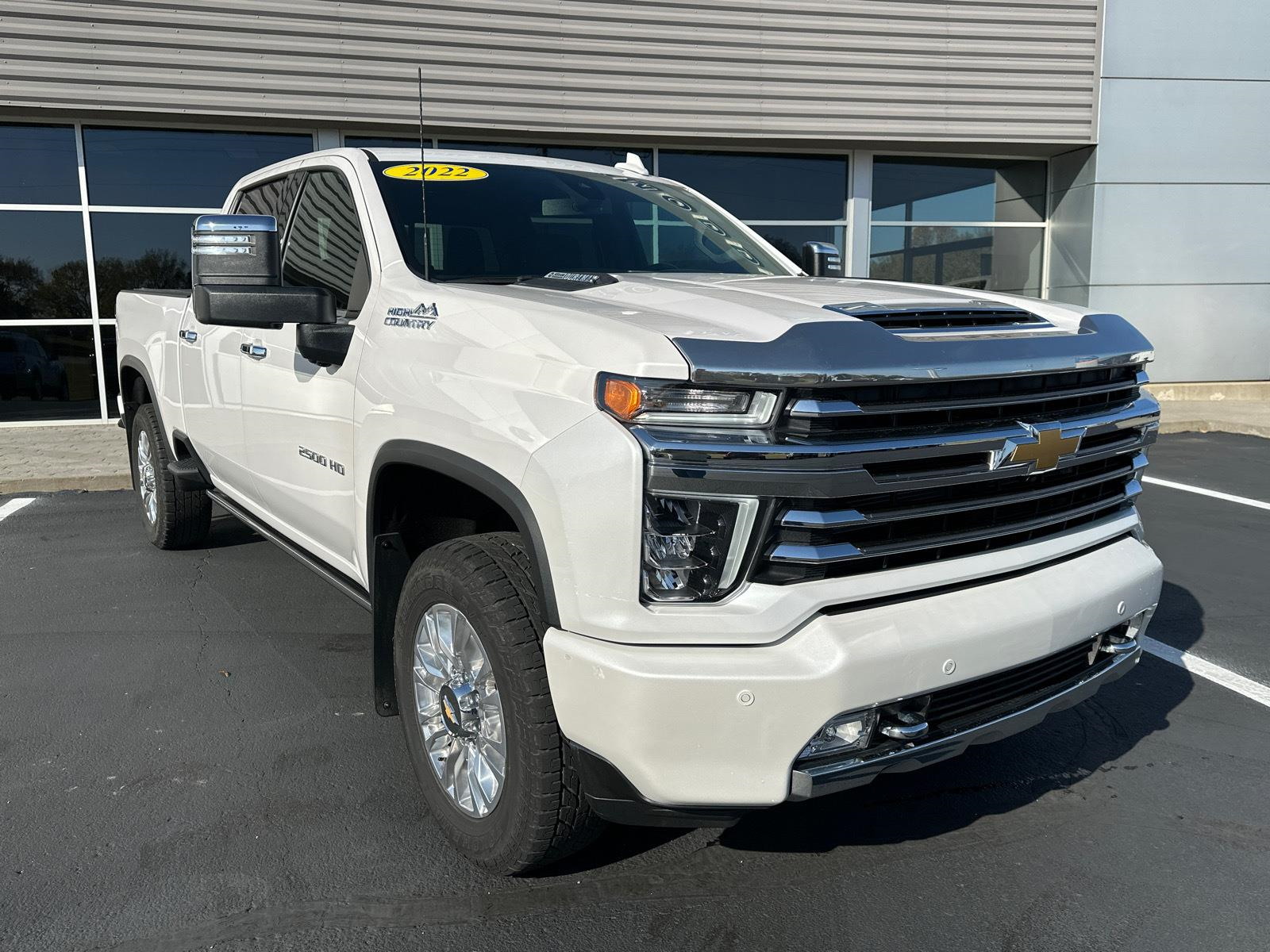 Used 2022 Chevrolet Silverado 2500HD High Country with VIN 1GC4YREY9NF235417 for sale in Burlington, KS