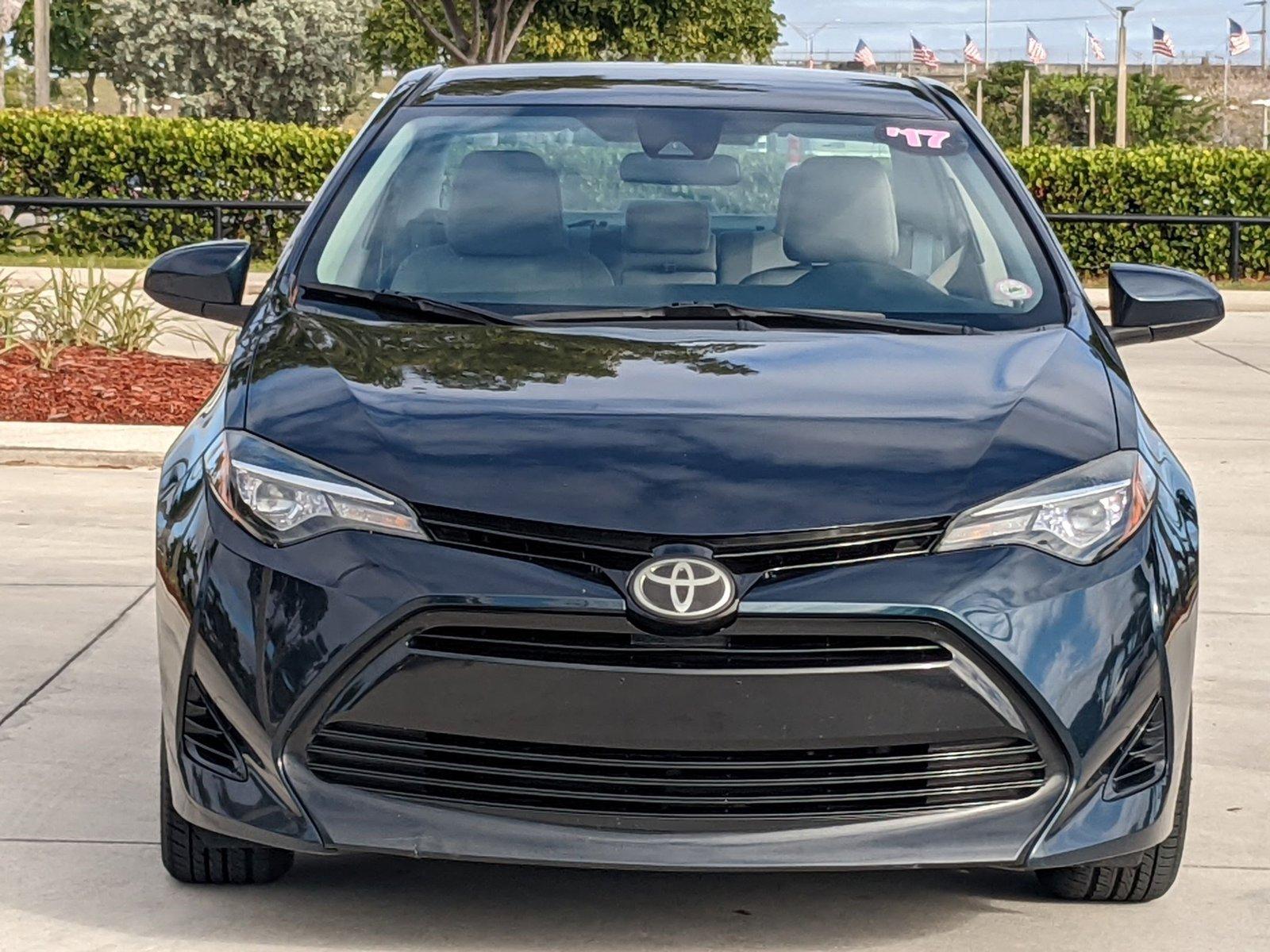 2017 Toyota Corolla Vehicle Photo in Davie, FL 33331