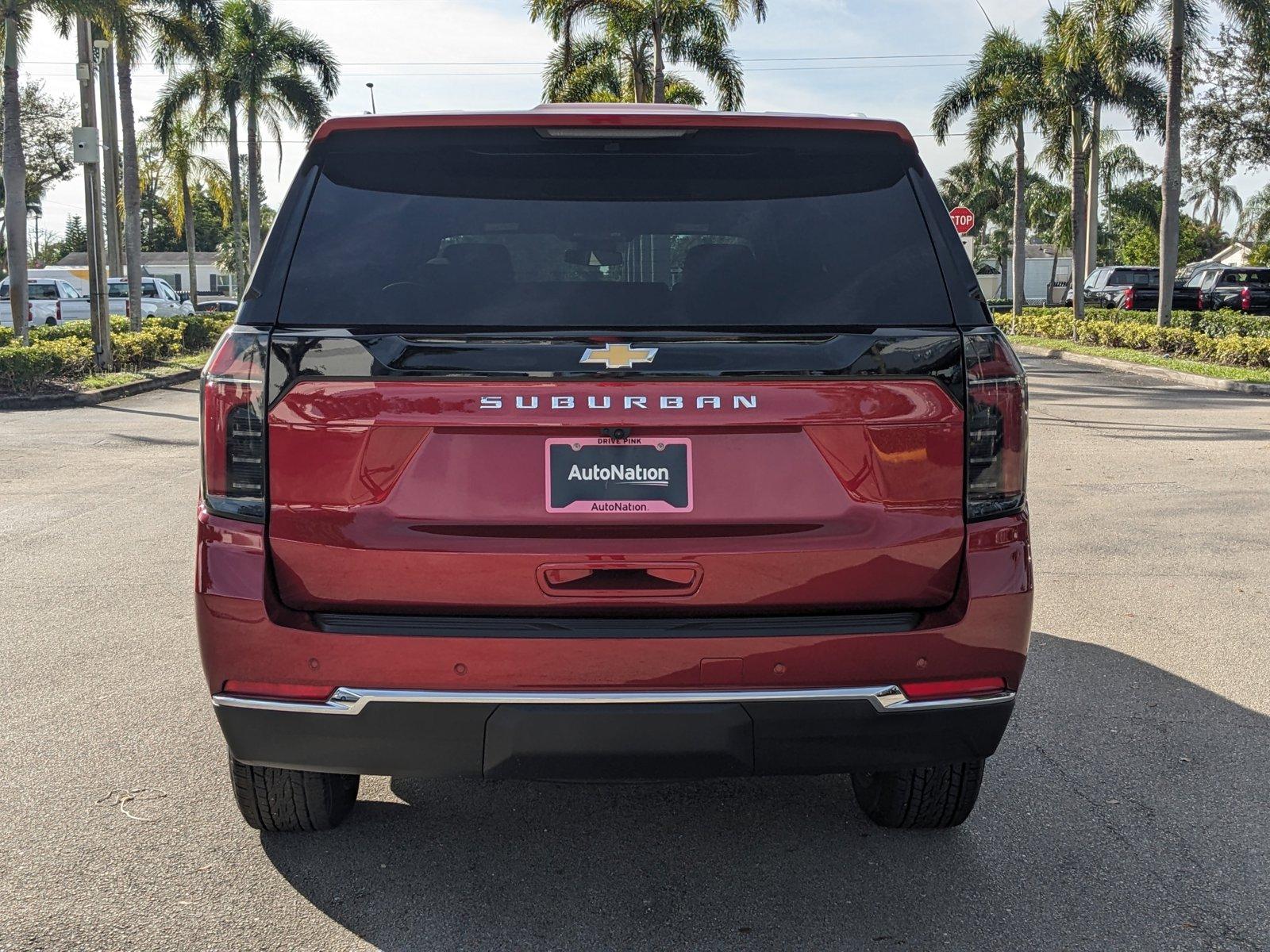 2025 Chevrolet Suburban Vehicle Photo in MIAMI, FL 33172-3015