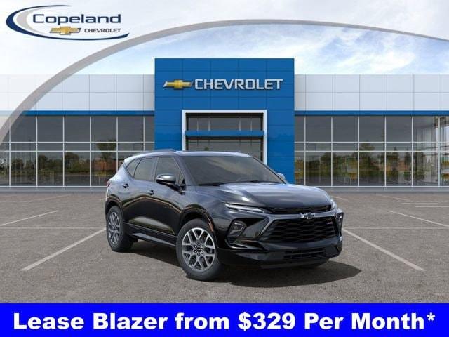 2025 Chevrolet Blazer Vehicle Photo in BROCKTON, MA 02301-7113