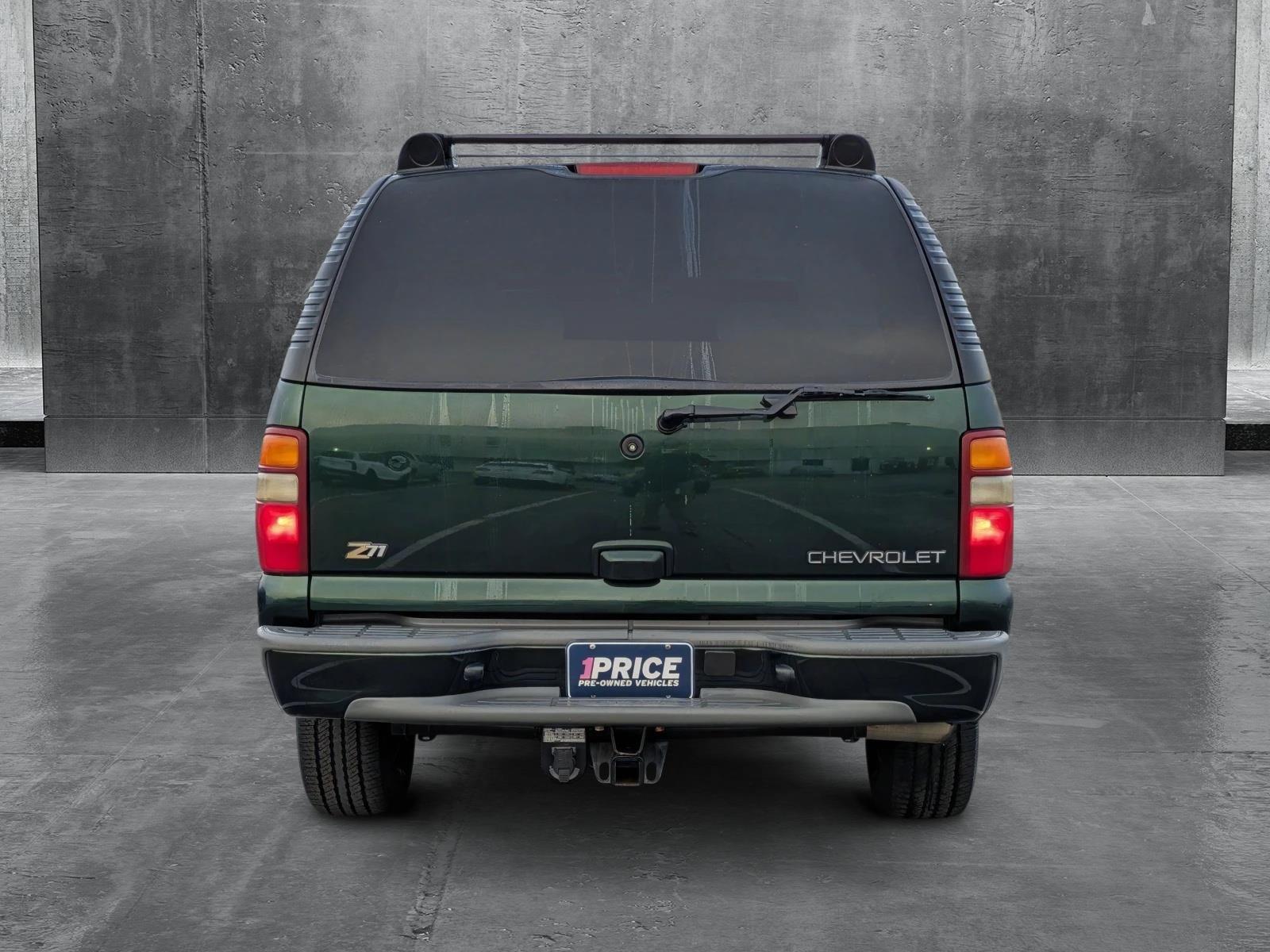 2002 Chevrolet Suburban Vehicle Photo in CLEARWATER, FL 33764-7163