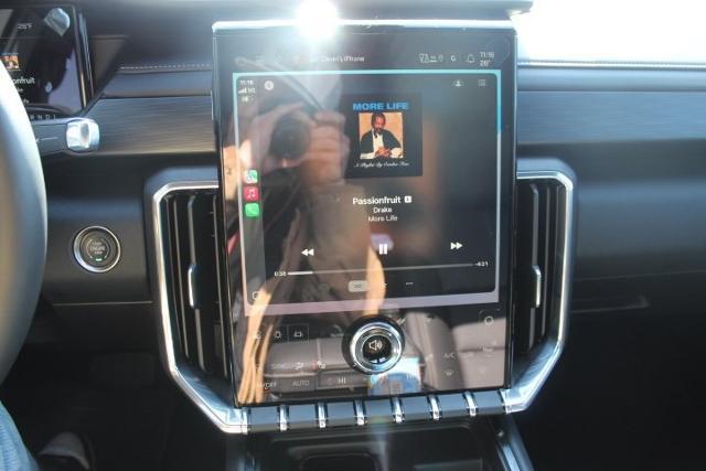 2025 GMC Acadia Vehicle Photo in Greenville, TX 75402