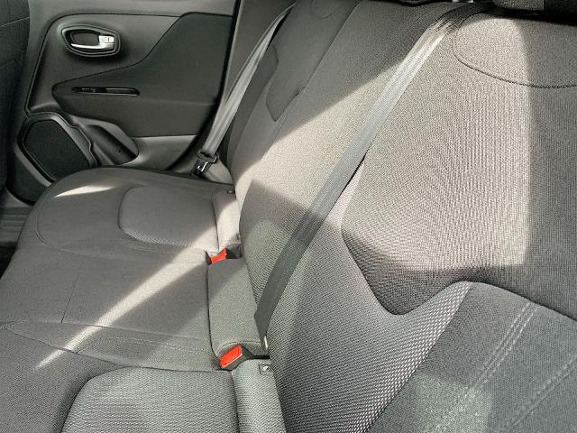 2020 Jeep Renegade Vehicle Photo in MOON TOWNSHIP, PA 15108-2571