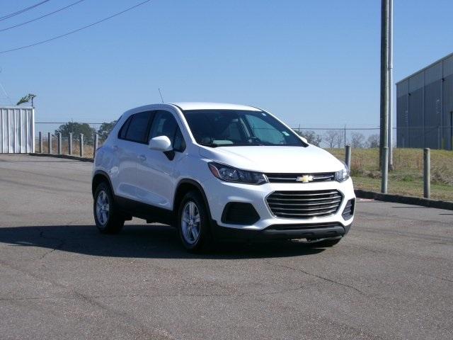 Used 2020 Chevrolet Trax LS with VIN 3GNCJKSB4LL233172 for sale in Ozark, AL