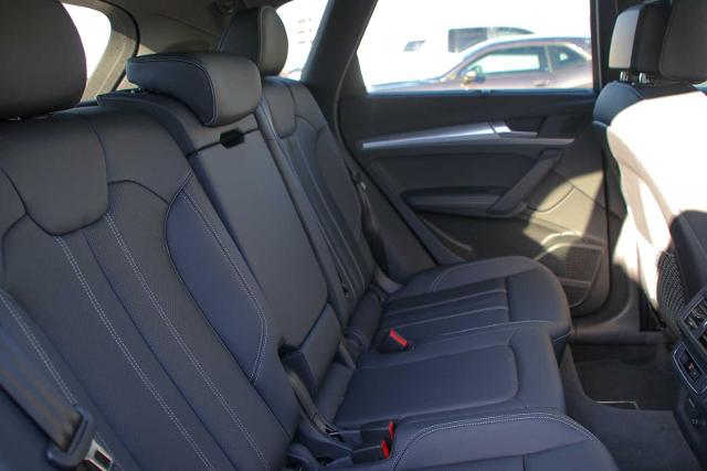 2024 Audi Q5 Vehicle Photo in SUGAR LAND, TX 77478