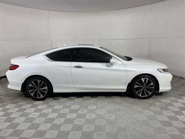 2017 Honda Accord Coupe Vehicle Photo in MEDINA, OH 44256-9001