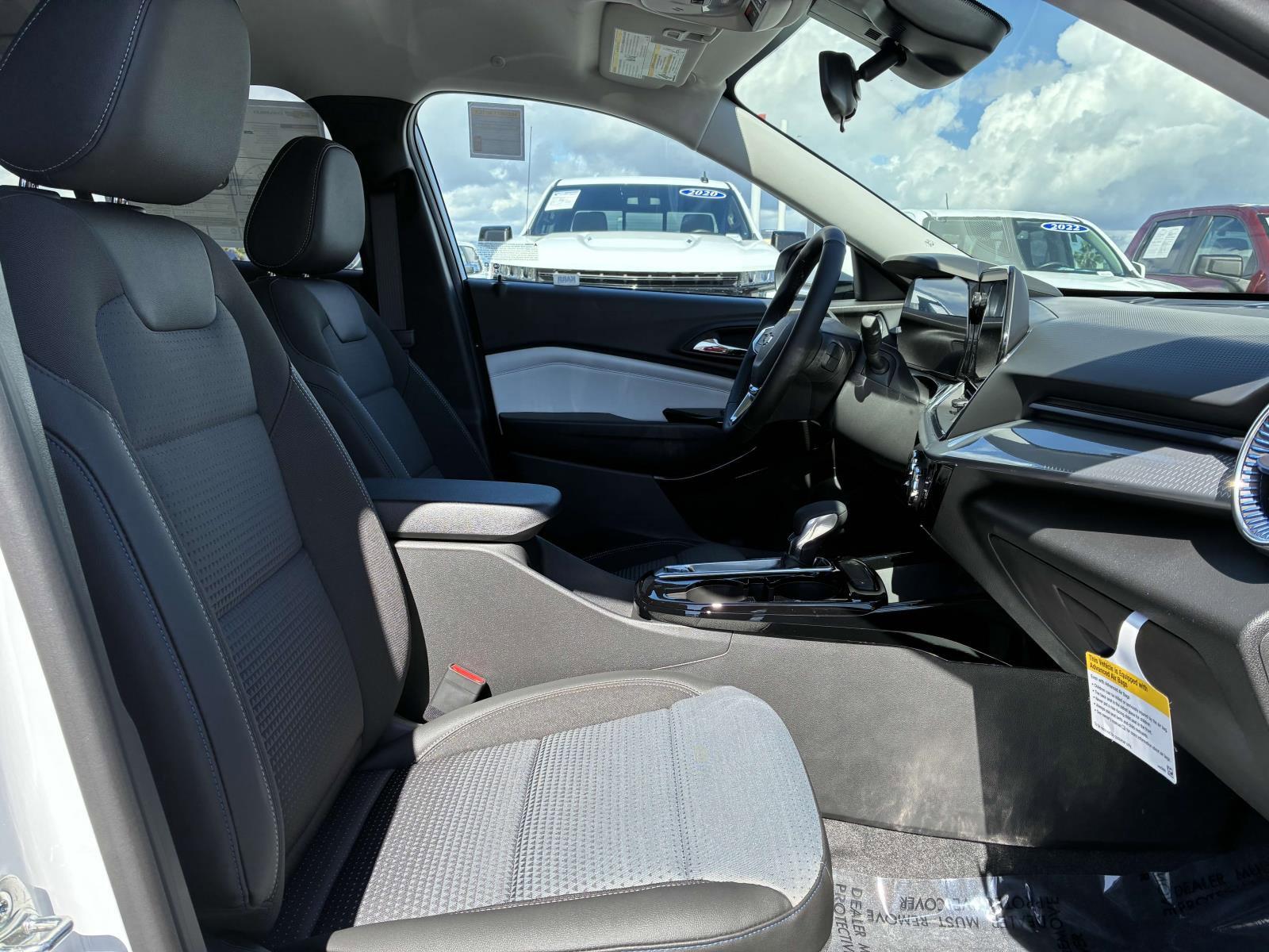 2025 Chevrolet Trax Vehicle Photo in LOS ANGELES, CA 90007-3794