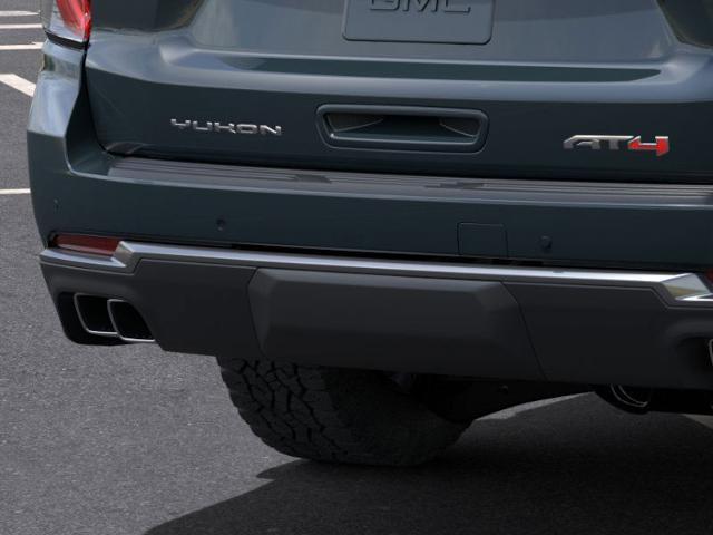 2025 GMC Yukon XL Vehicle Photo in TOPEKA, KS 66609-0000