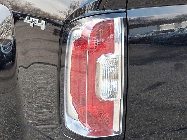 2022 GMC Canyon Vehicle Photo in DANBURY, CT 06810-5034