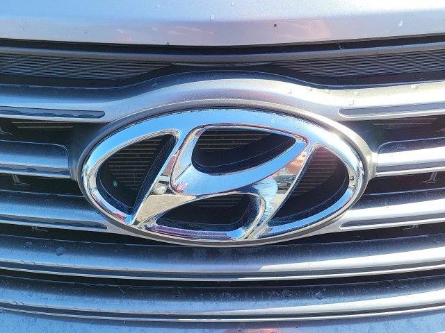 2017 Hyundai Santa Fe Vehicle Photo in THOMPSONTOWN, PA 17094-9014