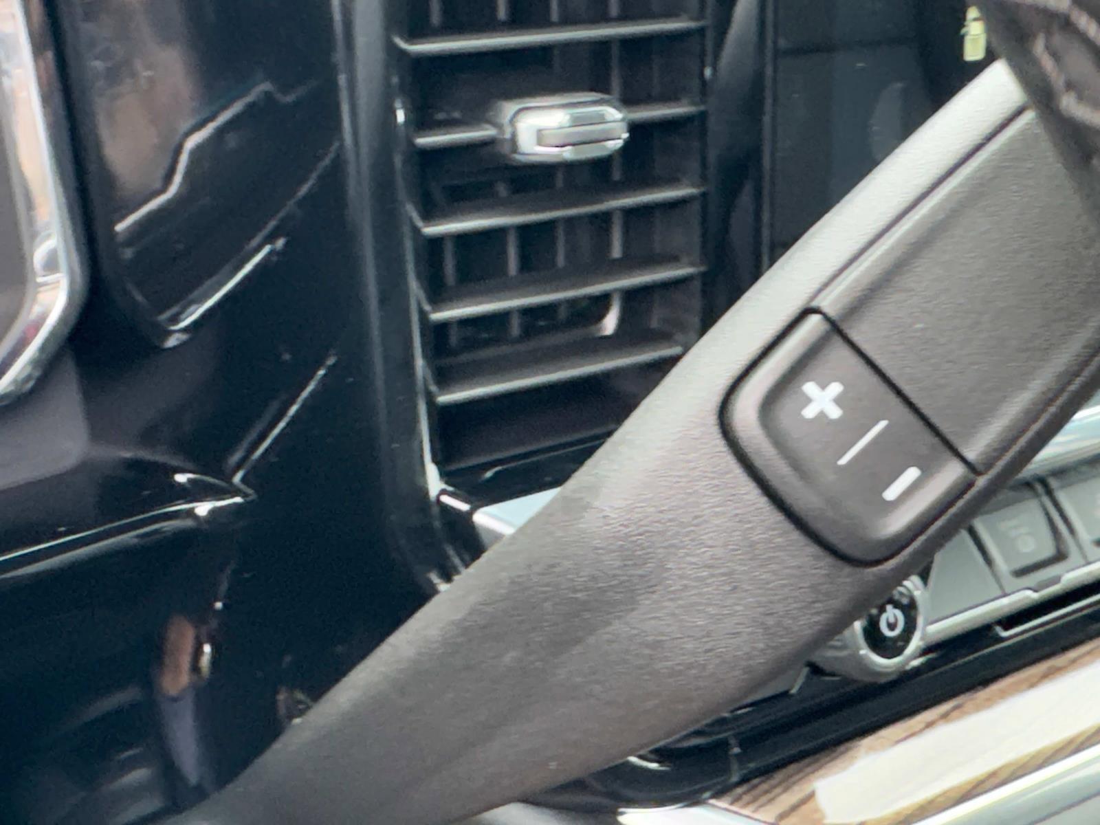 2025 Chevrolet Silverado 2500 HD Vehicle Photo in LOS ANGELES, CA 90007-3794