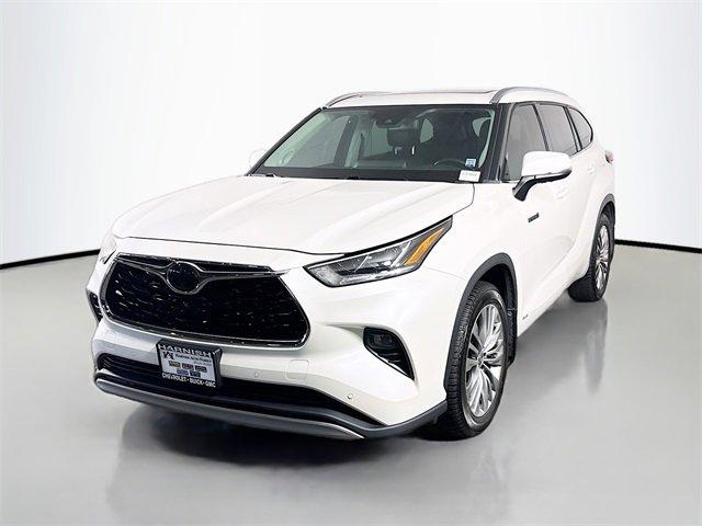 2021 Toyota Highlander Vehicle Photo in PUYALLUP, WA 98371-4149