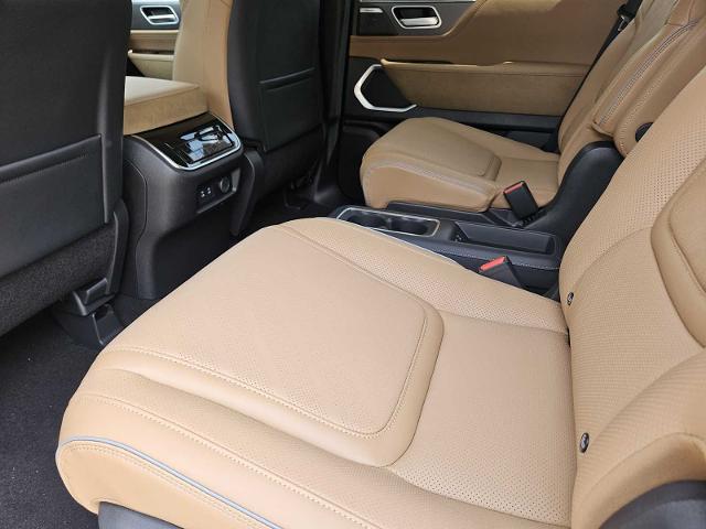 2025 INFINITI QX80 Vehicle Photo in Fort Worth, TX 76132