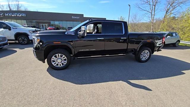 2023 GMC Sierra 3500HD Vehicle Photo in Pleasant Hills, PA 15236