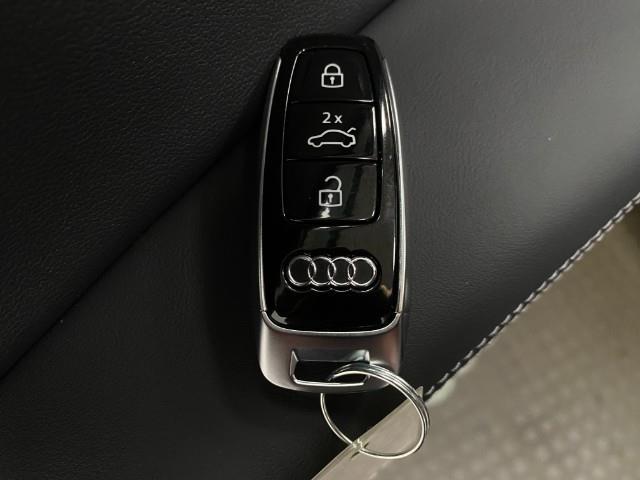2025 Audi Q7 Vehicle Photo in Appleton, WI 54913