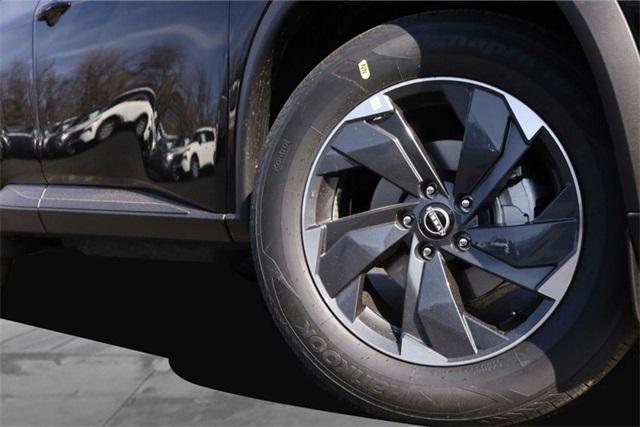 2025 Nissan Rogue Vehicle Photo in Hazelwood, MO 63042