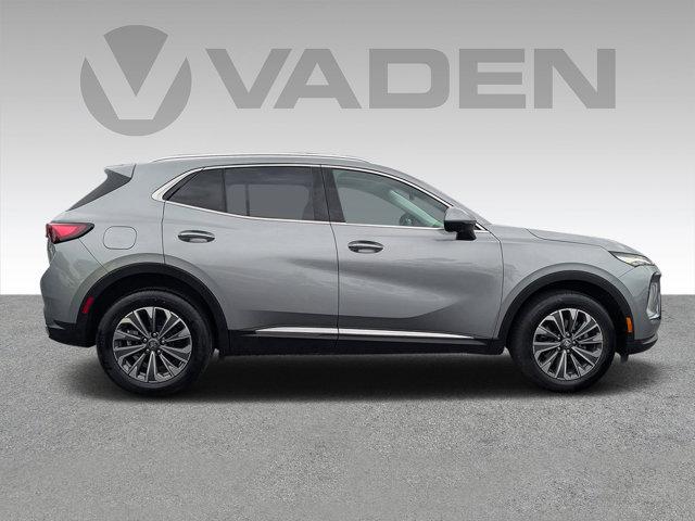 2024 Buick Envision Vehicle Photo in BRUNSWICK, GA 31525-1881