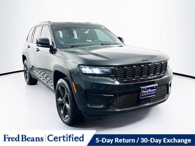 2022 Jeep Grand Cherokee Vehicle Photo in Doylsetown, PA 18901