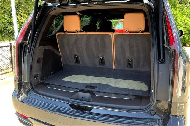2023 Cadillac Escalade Vehicle Photo in KANSAS CITY, MO 64114-4545
