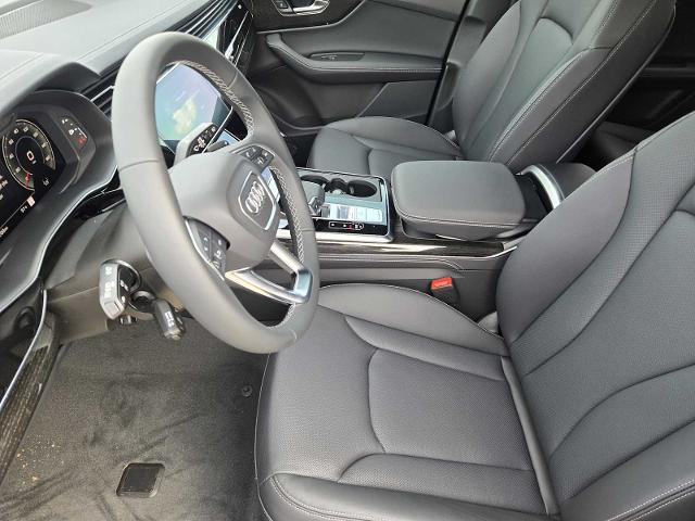 2025 Audi Q7 Vehicle Photo in SUGAR LAND, TX 77478