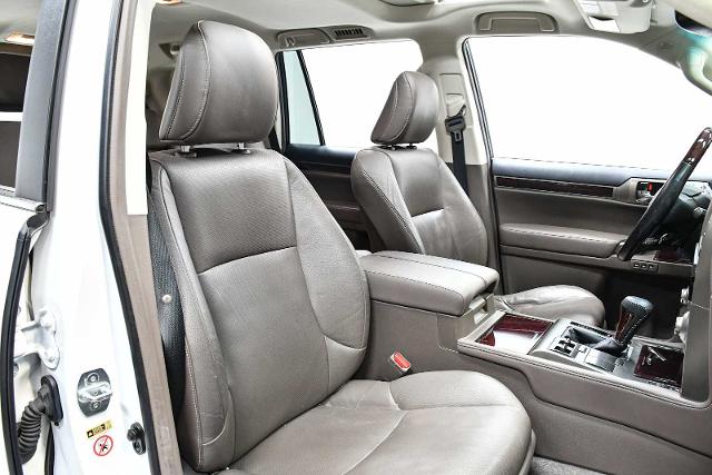 2016 Lexus GX 460 Vehicle Photo in DALLAS, TX 75235