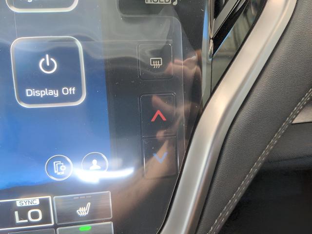 2025 Subaru Outback Vehicle Photo in Green Bay, WI 54304