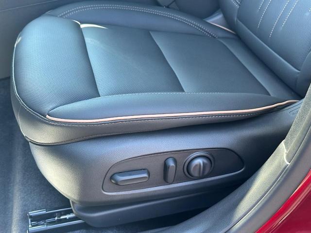 2025 Buick Envista Vehicle Photo in COLUMBIA, MO 65203-3903